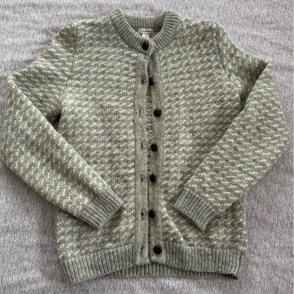 L.L. Bean Sweaters - 100% Wool L.L. Bean Vintage Gray Button-Up Cardigan